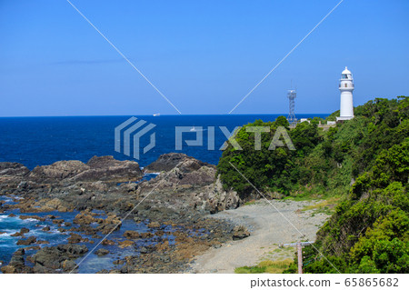 Shiono Misaki Lighthouse shining in the blue sky Shiono Misaki Lighthouse shining in the blue sky 65865682