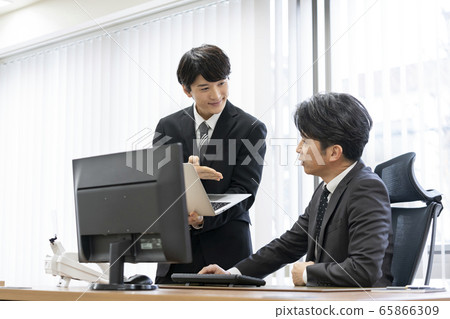 Business scene: young and experienced image Business scene: young and experienced image 65866309