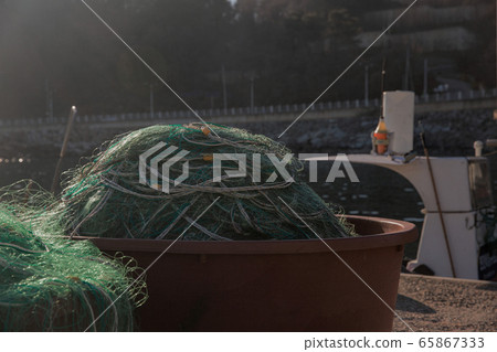 fishing village landscape. fresh fish market at the port in Korea 044 fishing village landscape. fresh fish market at the port in Korea 044 65867333