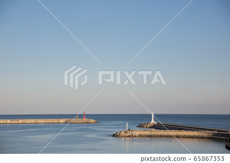 fishing village landscape. fresh fish market at the port in Korea 028 65867353