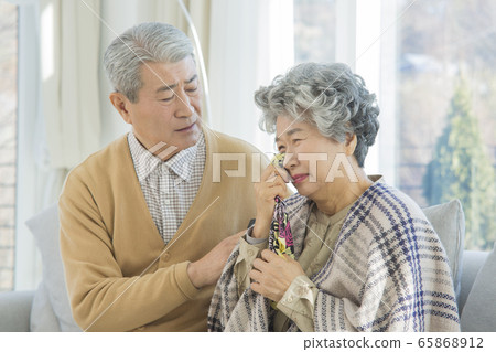 Happy senior life concept. Healthy activities in daily life of senior couple 148 65868912