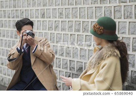 Portrait of female and male in retro fashion and vintage concept 162 Portrait of female and male in retro fashion and vintage concept 162 65869040
