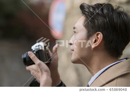 Portrait of female and male in retro fashion and vintage concept 150 Portrait of female and male in retro fashion and vintage concept 150 65869048
