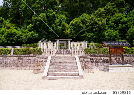 Former Emperor Nahozan Seiryo-2 65869816