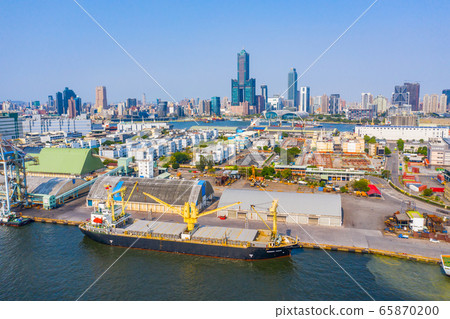 臺灣高雄旗津海岸景觀Taiwan Kaohsiung Qijin Coastal scenery 65870200