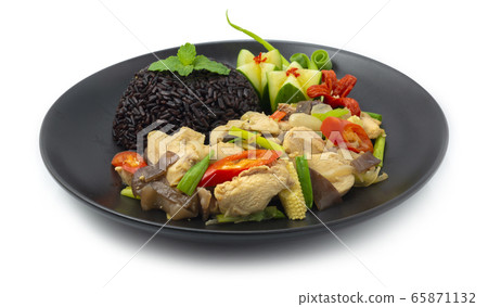 Chicken Stir Fried with Ginger,Mushroom,chili and 65871132