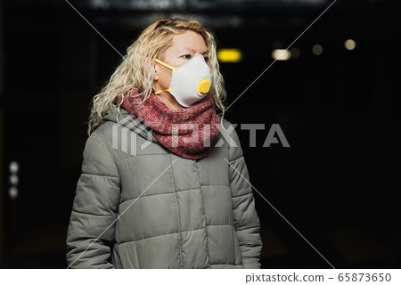 COVID-19 Pandemic Coronavirus Young girl in city COVID-19 Pandemic Coronavirus Young girl in city 65873650
