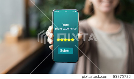 Female suggest to estimate best service of cafe restaurant or coffee shop Female suggest to estimate best service of cafe restaurant or coffee shop 65875723