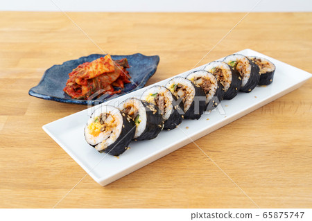 Kinpa seaweed roll 65875747