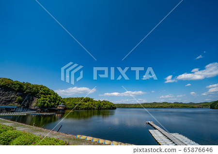 Umotei Pond 65876646