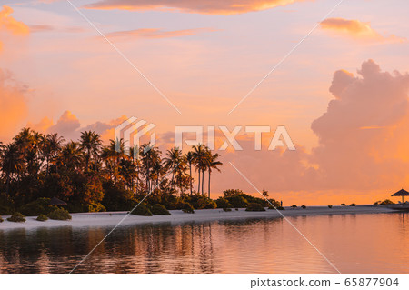 Perfect white beach with turquoise water at ideal island 65877904