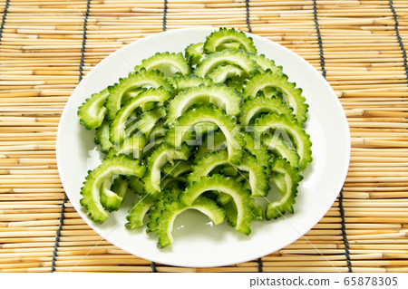 苦瓜（切片）。 65878305