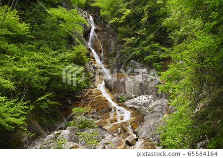Uruu Waterfall (Kiso District, Nagano Prefecture) Uruu Waterfall (Kiso District, Nagano Prefecture) 65884164