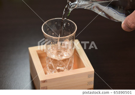 Cold Japanese sake in summer Cold Japanese sake in summer 65890501