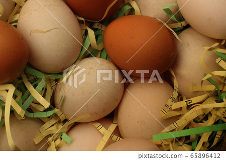 Background with organic chicken eggs and duck eggs Background with organic chicken eggs and duck eggs 65896412