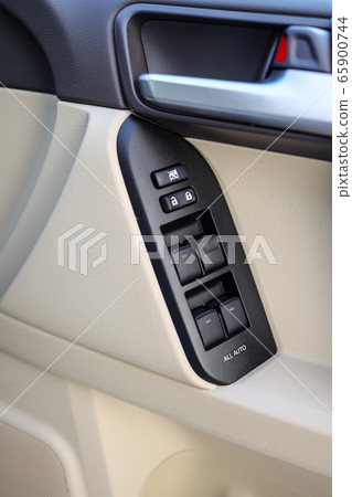 Door switch 65900744