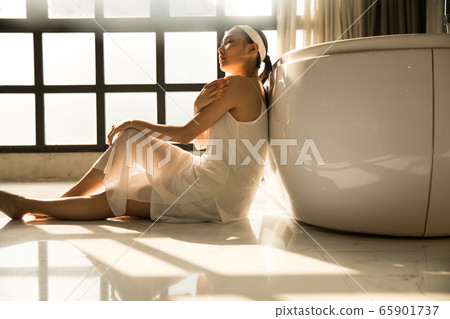 女性美容沐浴時間 65901737