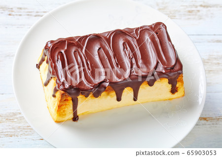 Flourless cheesecake of cottage cheese, top view Flourless cheesecake of cottage cheese, top view 65903053