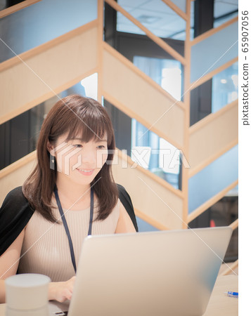 女商人 女商人 65907056