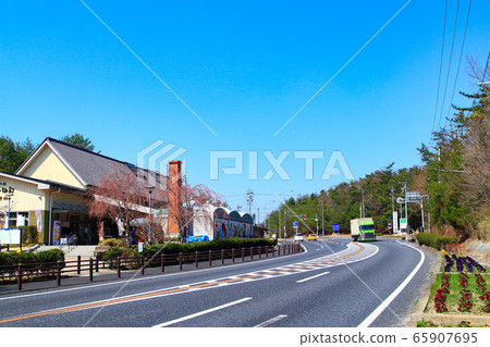 在岐阜縣的土岐市路的車站的風景 在岐阜縣的土岐市路的車站的風景 65907695