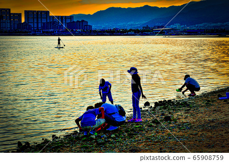 西宮御前濱海岸日落海灘 西宮御前濱海岸日落海灘 65908759
