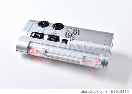 Multi-function radio for disaster prevention 65913473