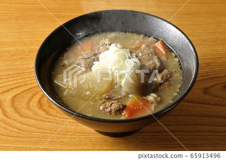 Stewed beef tendon 65913496