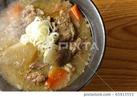 Stewed beef tendon Stewed beef tendon 65913553