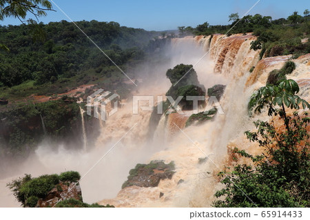 伊瓜蘇瀑布 65914433