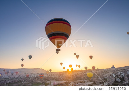 Cappadocia balloon flight 65915950