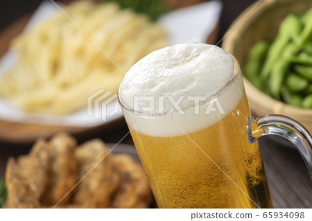 Cooking with beer 65934098