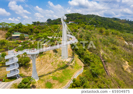 臺灣高雄崗山之眼吊橋The Eye of Gangshan, Kaohsiung, Taiwan 臺灣高雄崗山之眼吊橋The Eye of Gangshan, Kaohsiung, Taiwan 65934975
