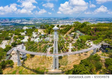 臺灣高雄崗山之眼吊橋The Eye of Gangshan, Kaohsiung, Taiwan 65934978