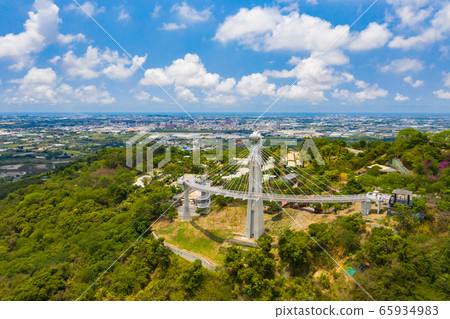 臺灣高雄崗山之眼吊橋The Eye of Gangshan, Kaohsiung, Taiwan 65934983
