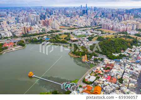 臺灣高雄左營蓮池潭 Asia Taiwan Kaohsiung Lake 臺灣高雄左營蓮池潭 Asia Taiwan Kaohsiung Lake 65936057