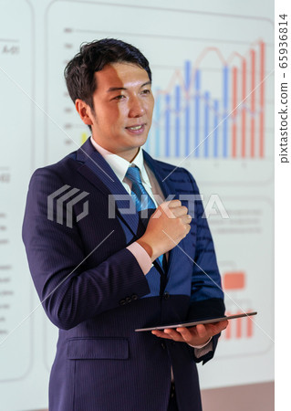 business man, presentation, meeting 65936814