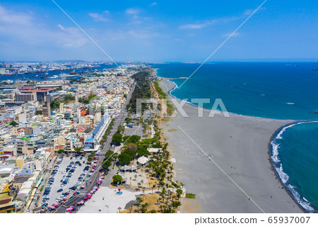 臺灣高雄旗津港灣景色Asia Kaohsiung Qijin Bay Landscape 65937007