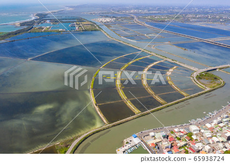 臺灣臺南將軍區青鯤鯓扇形鹽田Tainan Yantian, Asia, Taiwan 臺灣臺南將軍區青鯤鯓扇形鹽田Tainan Yantian, Asia, Taiwan 65938724