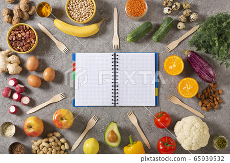 concept of diet and healthy eating. Notepad with a concept of diet and healthy eating. Notepad with a 65939532