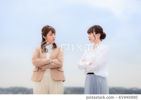 彼此分開。-照片素材（圖片） [65940980] - PIXTA圖庫
