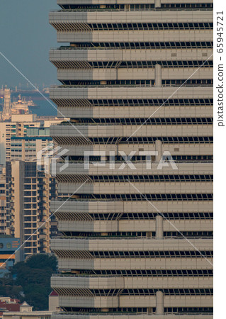 Skyscrapers and HDB in Singapore Skyscrapers and HDB in Singapore 65945721
