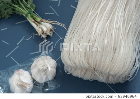 Noodles and garlic and coriander Noodles and garlic and coriander 65946964