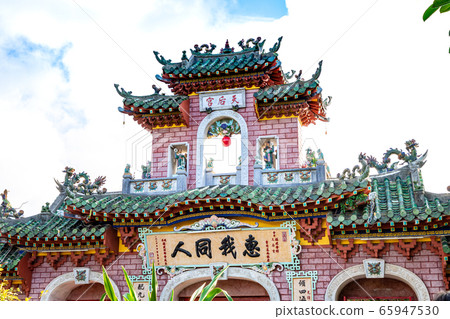 Middle gate of Fujian Hall Hoi An Vietnam 65947530