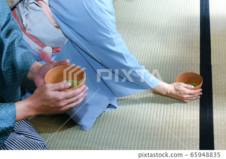 Tea ceremony 65948835