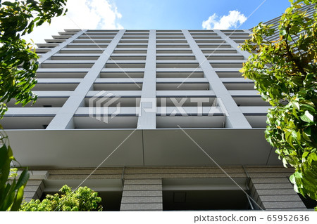 [Takatsuki super high-rise apartment] Urban landscape Blue sky and Geo Takatsuki Muse 65952636