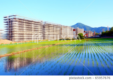 Hokuriku Shinkansen Under construction Hokuriku Shinkansen Under construction 65957676