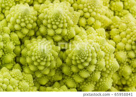 Fresh of green vegetable,Romanesco broccoli, Roman 65958841