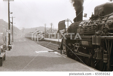 1968年C55蒸汽機車和特快九號築北本線Kamome Kiha 82 1968年C55蒸汽機車和特快九號築北本線Kamome Kiha 82 65959162