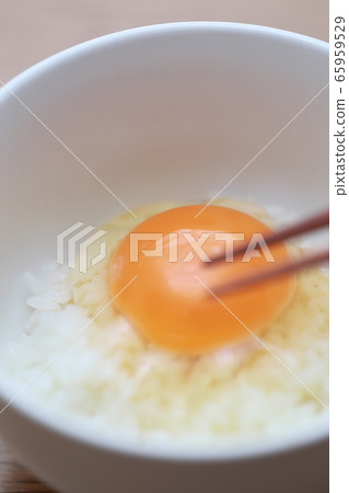 TKG（食品生雞蛋雞蛋雞蛋蓋飯雞蛋雞蛋白米飯碗新鮮烹製的日本穀物） 65959529