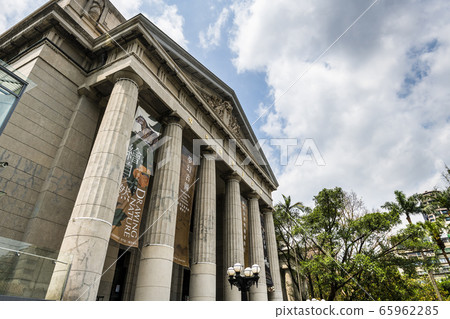 National Taiwan Museum in Taipei, Taiwan, is the oldest museum in Taiwan and the most popular history museum, Located in 228 Peace Memorial Park. 65962285